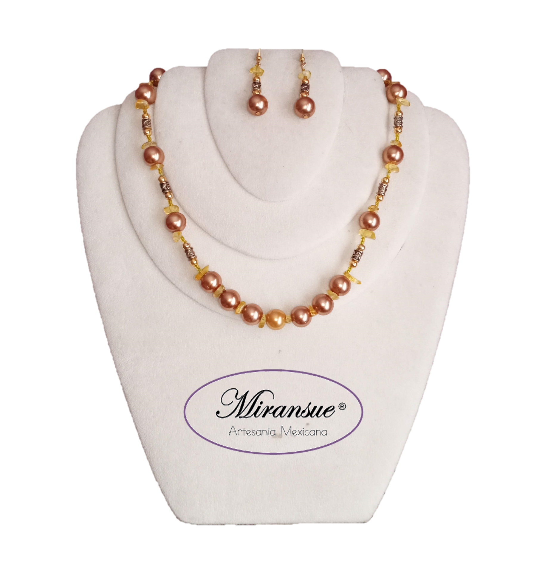 Conjunto Dorado: Collar y Aretes de Elegancia Real - Image 2